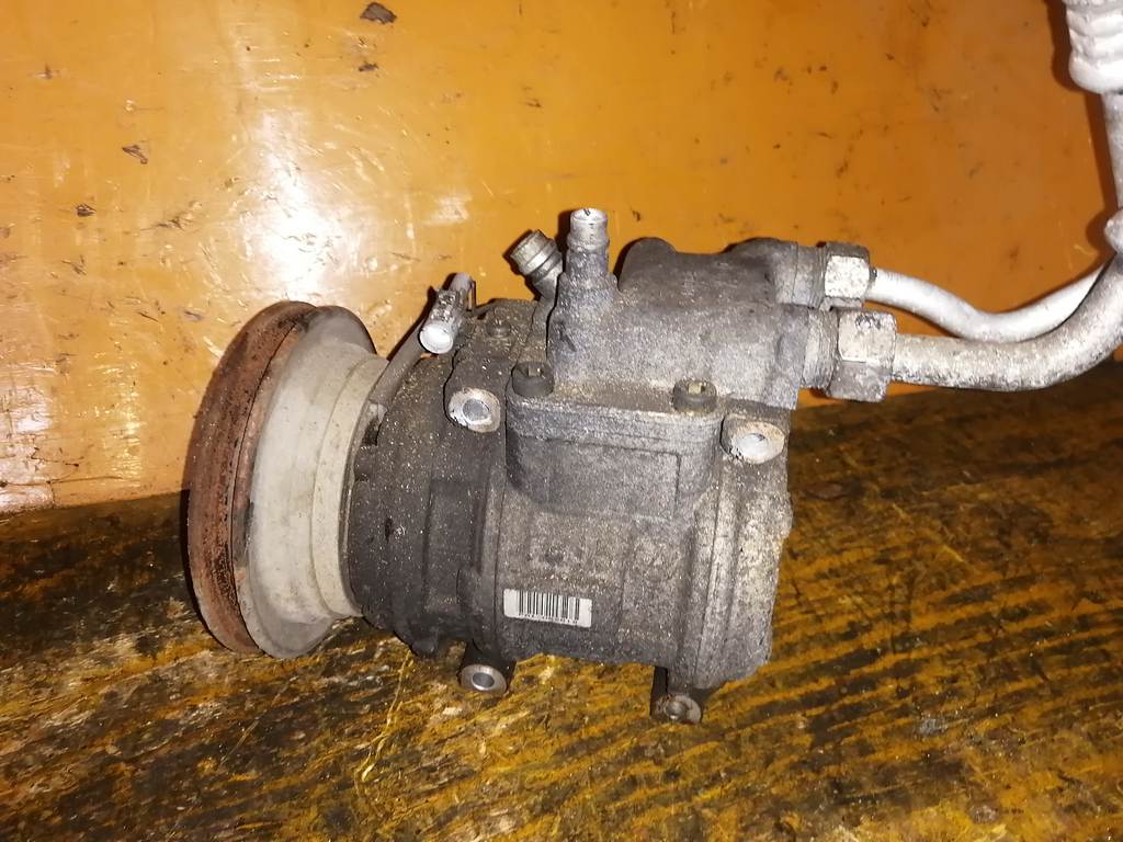 7KE КОМПРЕССОР КОНДИЦИОНЕРА 447200-1322 Toyota Town Ace 4