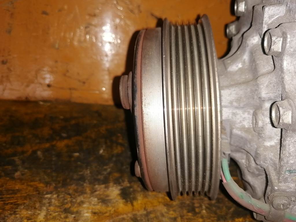 L15A КОМПРЕССОР КОНДИЦИОНЕРА HSK-70 4 КАТ. Honda Freed 1