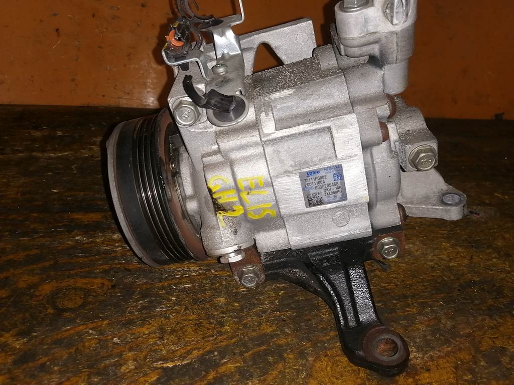 компрессор кондиционера Subaru Impreza 0