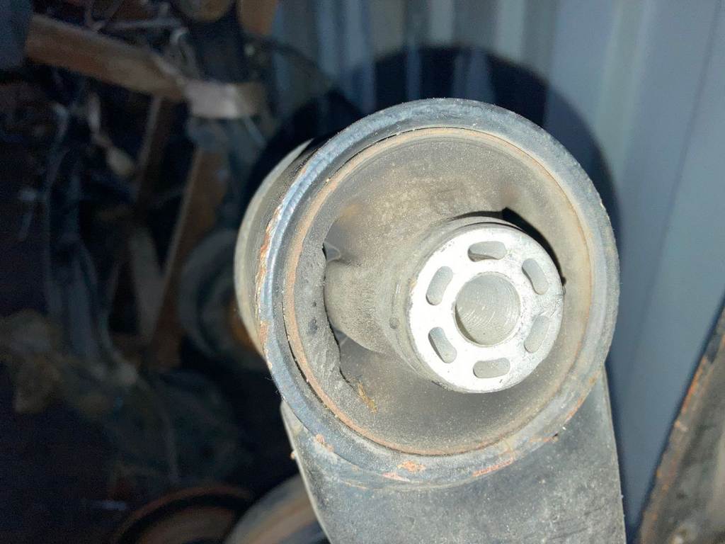 Подвеска Toyota Vitz 2