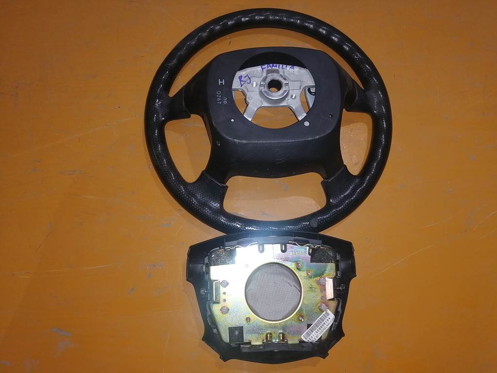 airbag водительский Mazda Familia 3