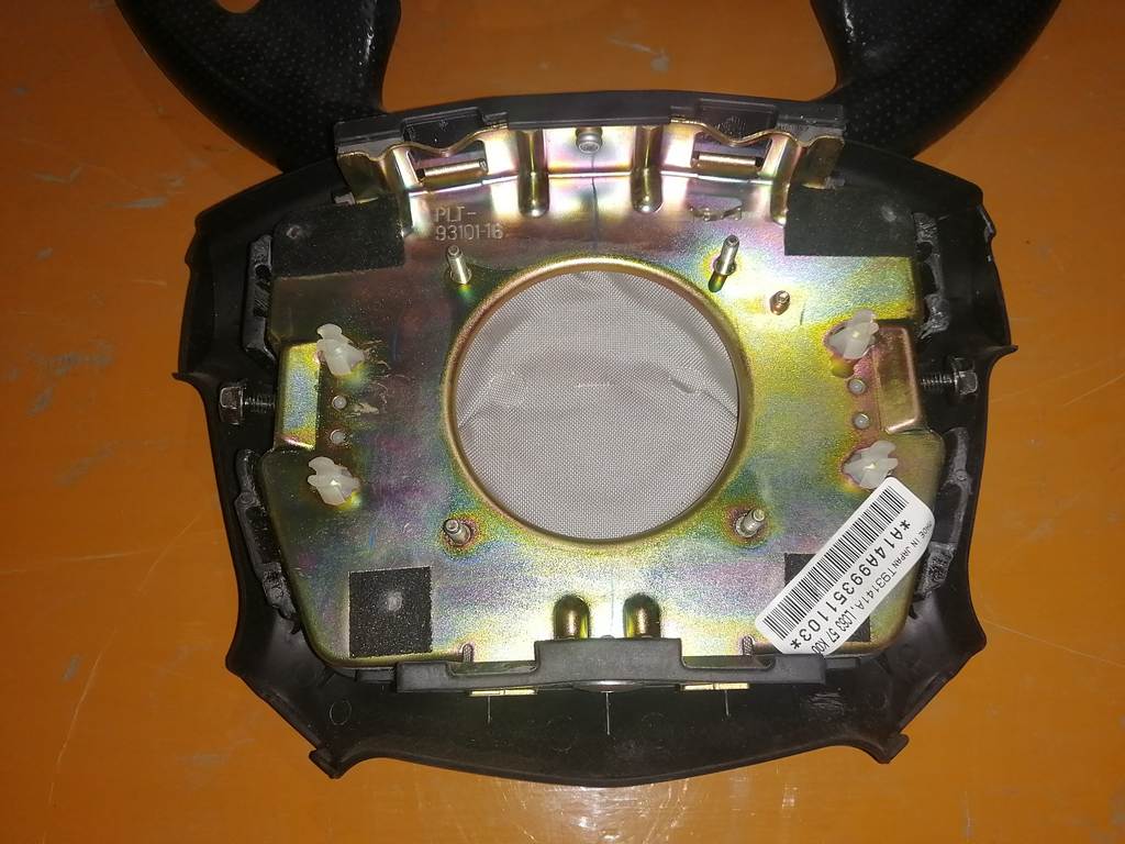 FAMILIA BJ5W РУЛЬ+SRS НАКЛАДКА Mazda Familia 4