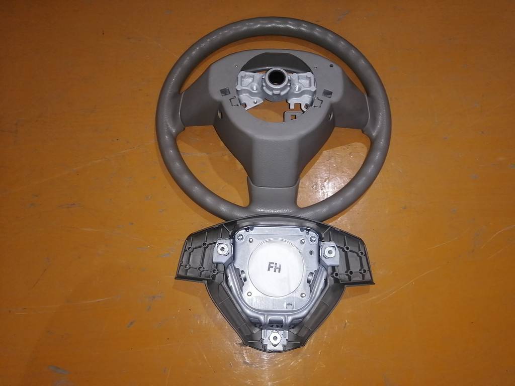Салон Daihatsu Tanto 2