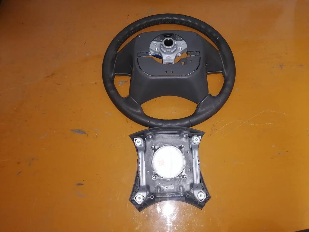 airbag водительский Toyota Camry 3
