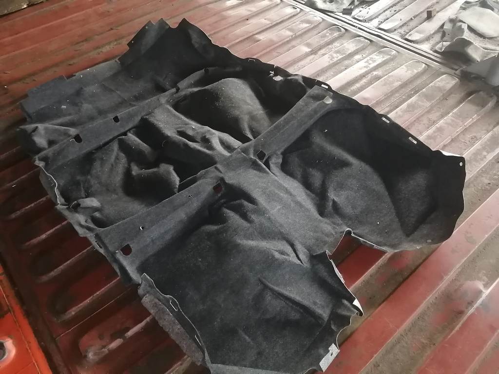 ковер салона Toyota Passo 3