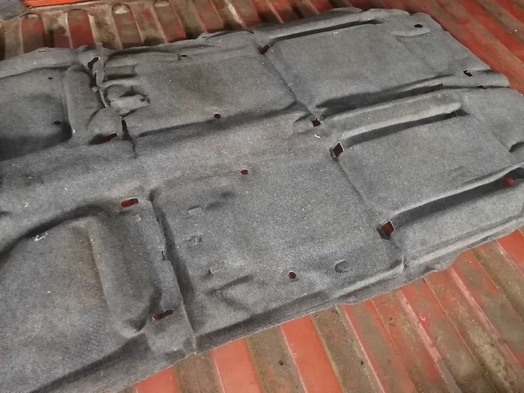 Салон Toyota Ipsum 5