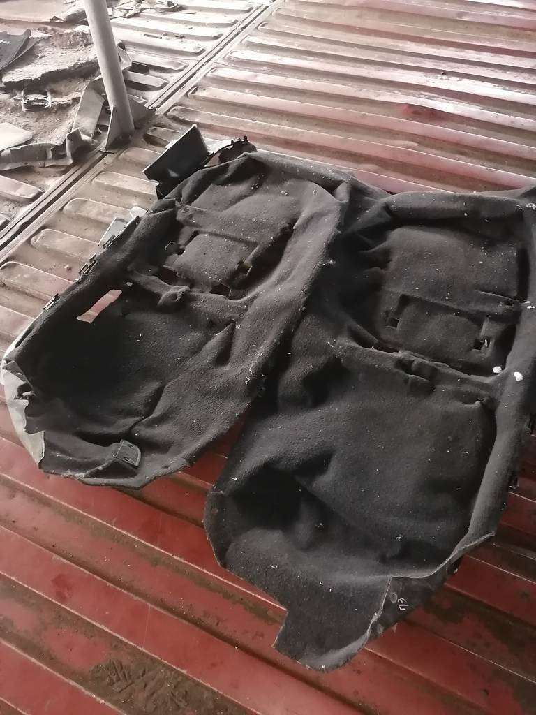 ковер салона Subaru Forester 0