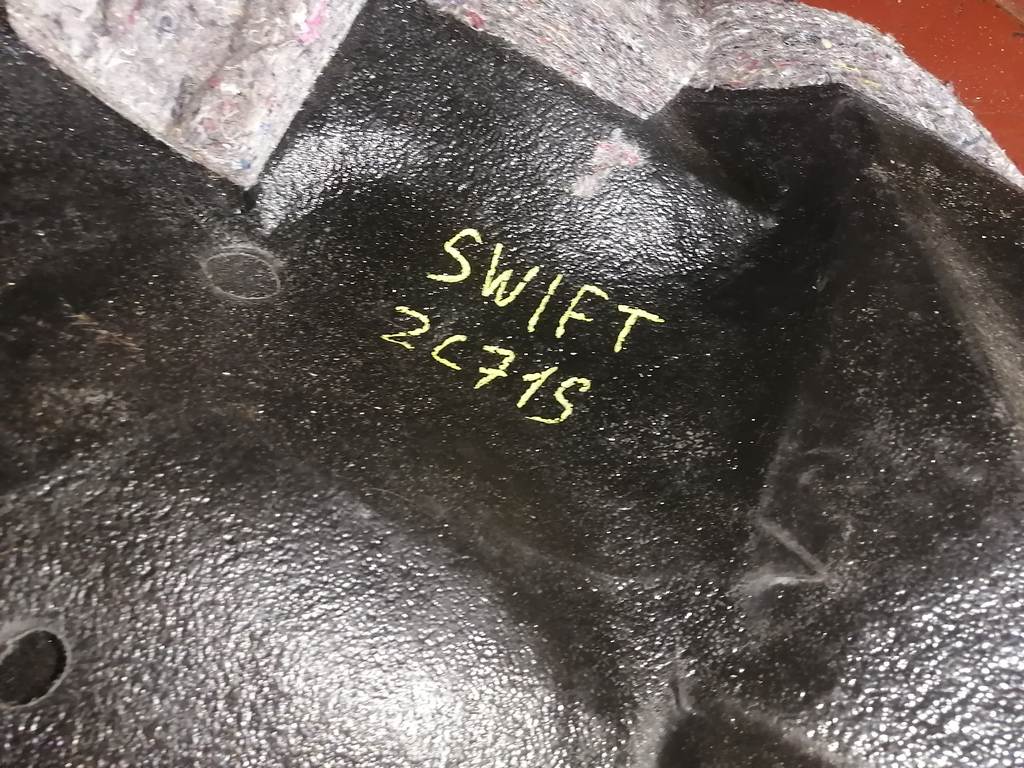 SWIFT ZC71S КОВЕР САЛОНА Suzuki Swift 1
