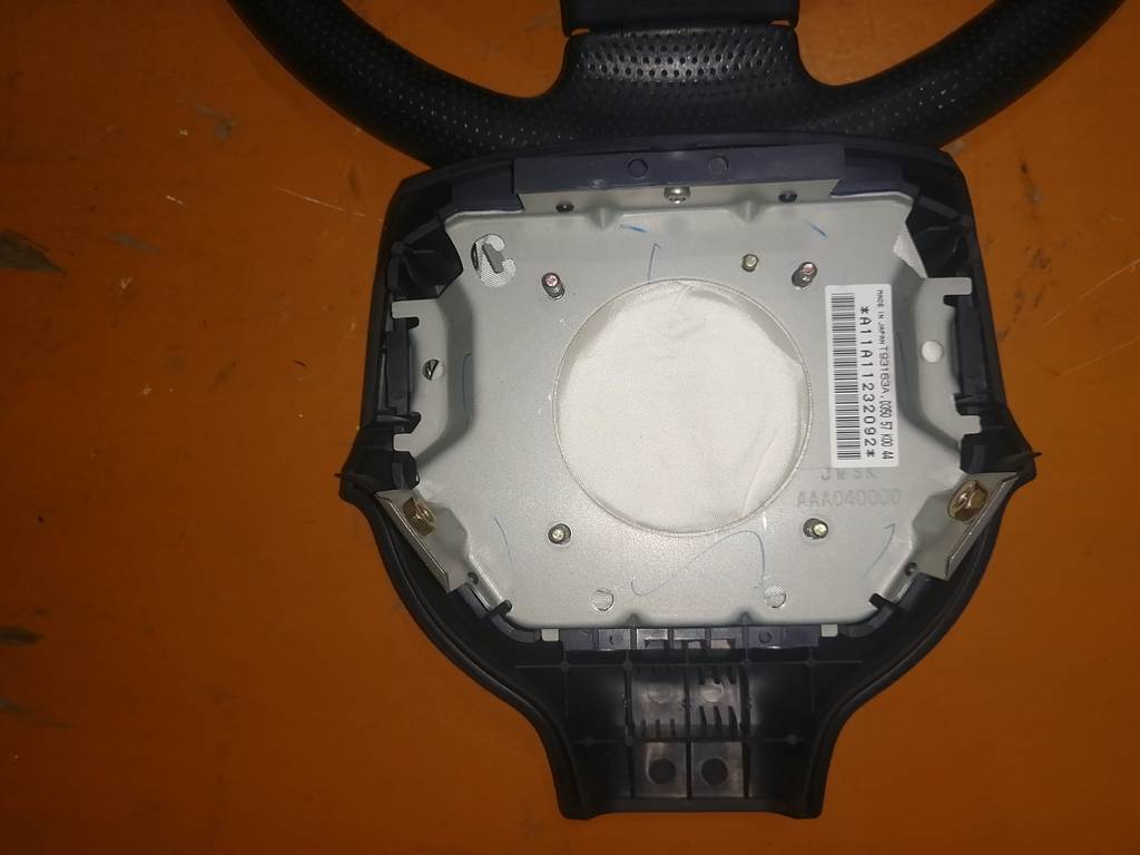 Салон Mazda Demio 2