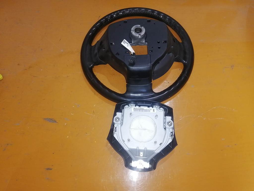 OUTLANDER CW5W РУЛЬ(КОЖА)+SRS НАКЛАДКА Mitsubishi Outlander 4