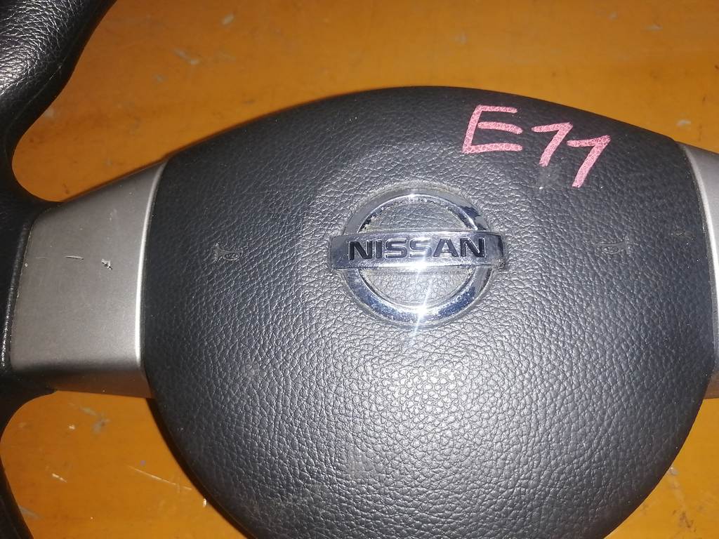 NOTE E11 РУЛЬ+SRS НАКЛАДКА Nissan Note 1