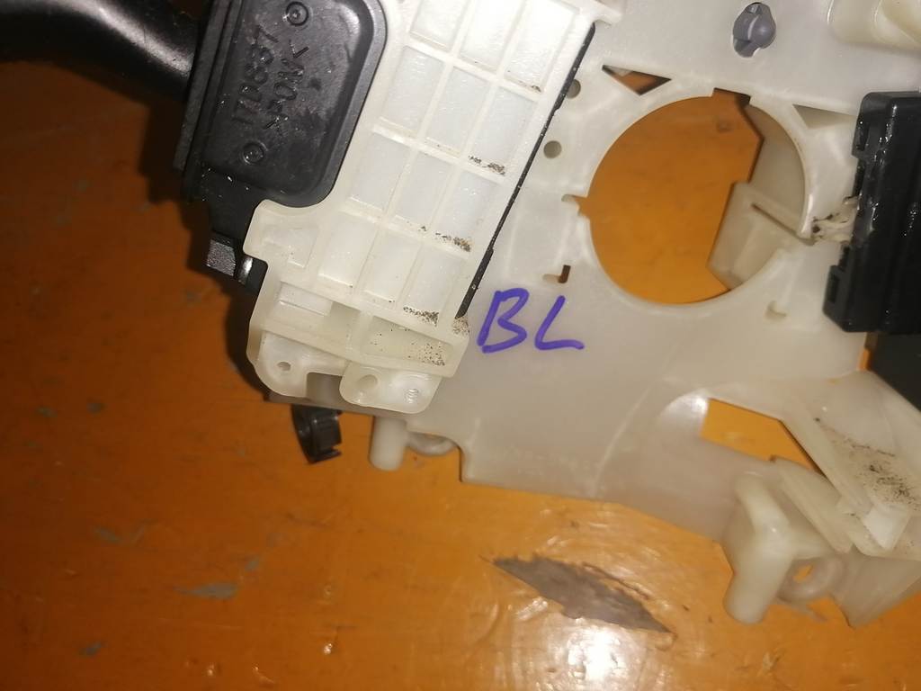 AXELA BL5FP ГИТАРА Mazda Axela 1