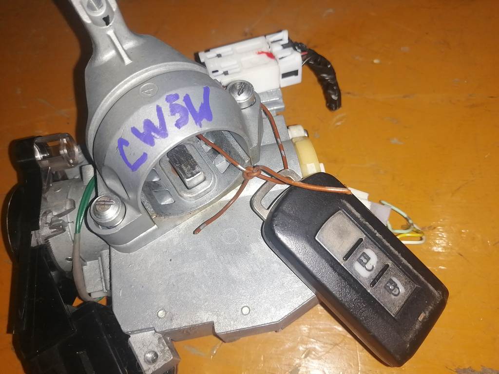 OUTLANDER CW5W ЗАМОК ЗАЖИГАНИЯ Mitsubishi Outlander 1