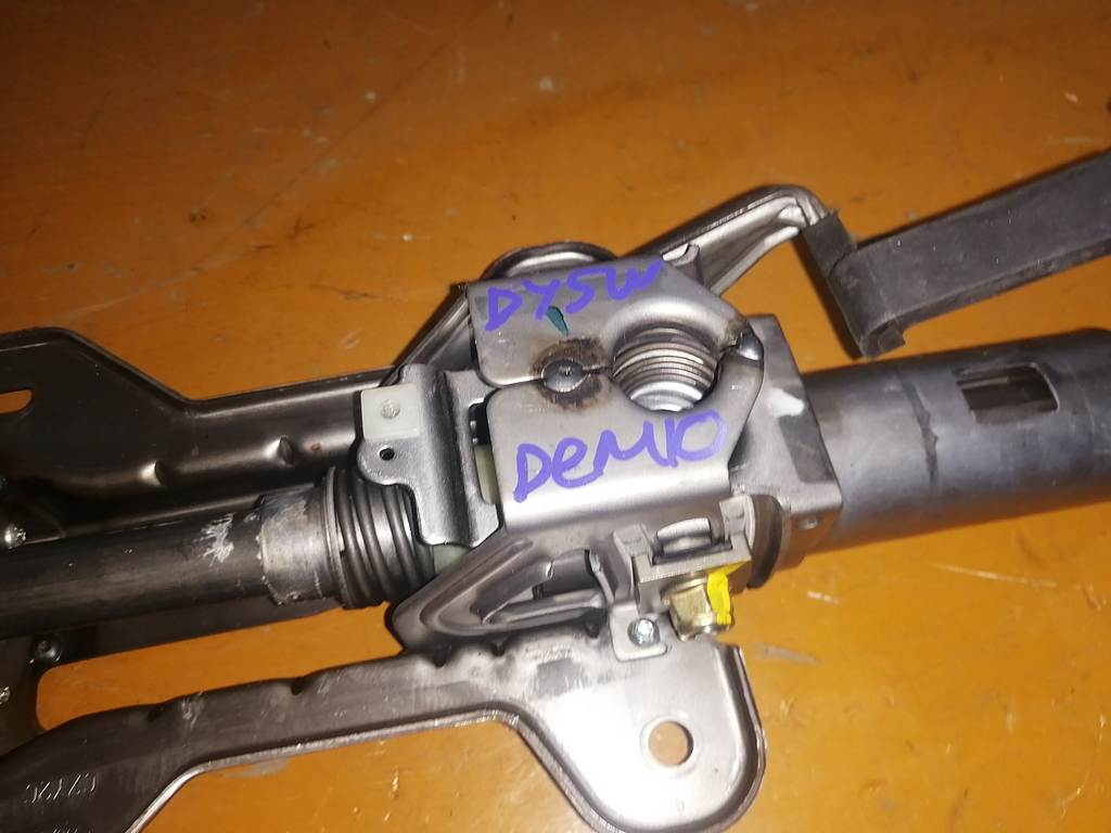 DEMIO DY5W РУЛЕВАЯ КОЛОНКА Mazda Demio 1