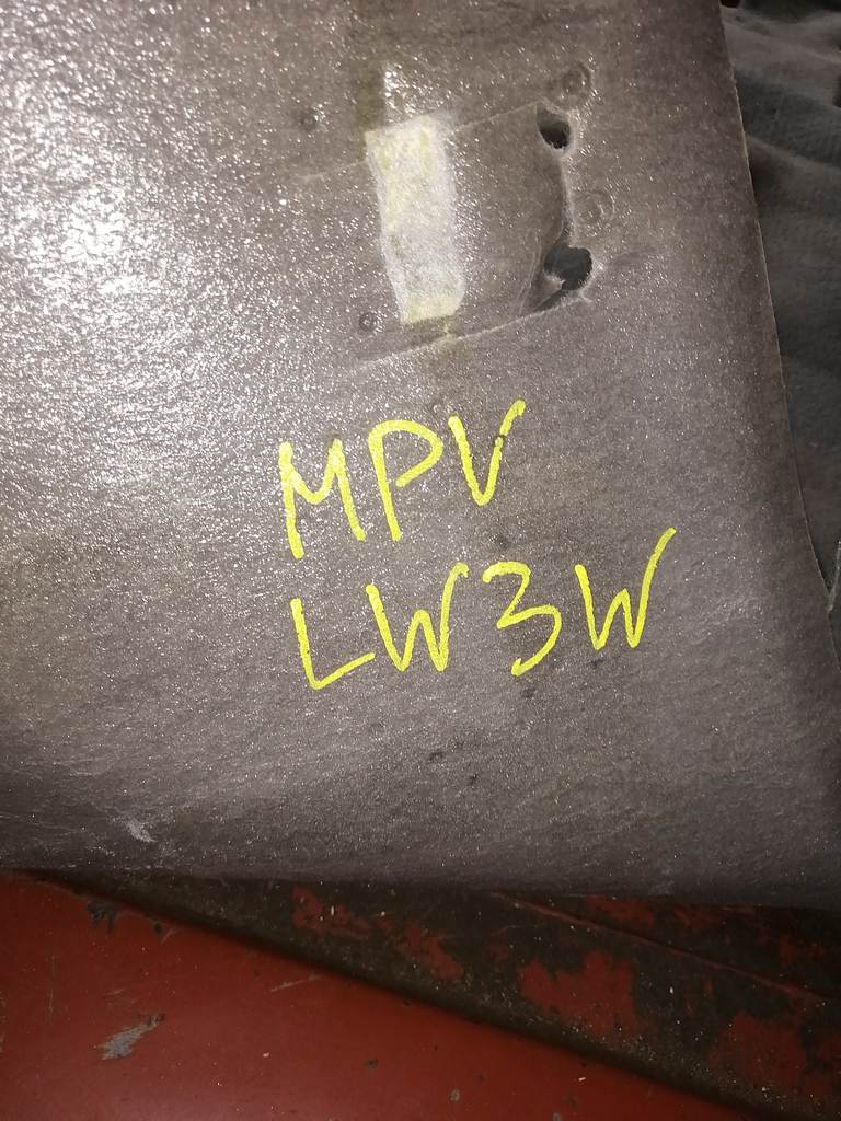 MPV LW3W КОВЕР САЛОНА Mazda MPV 1