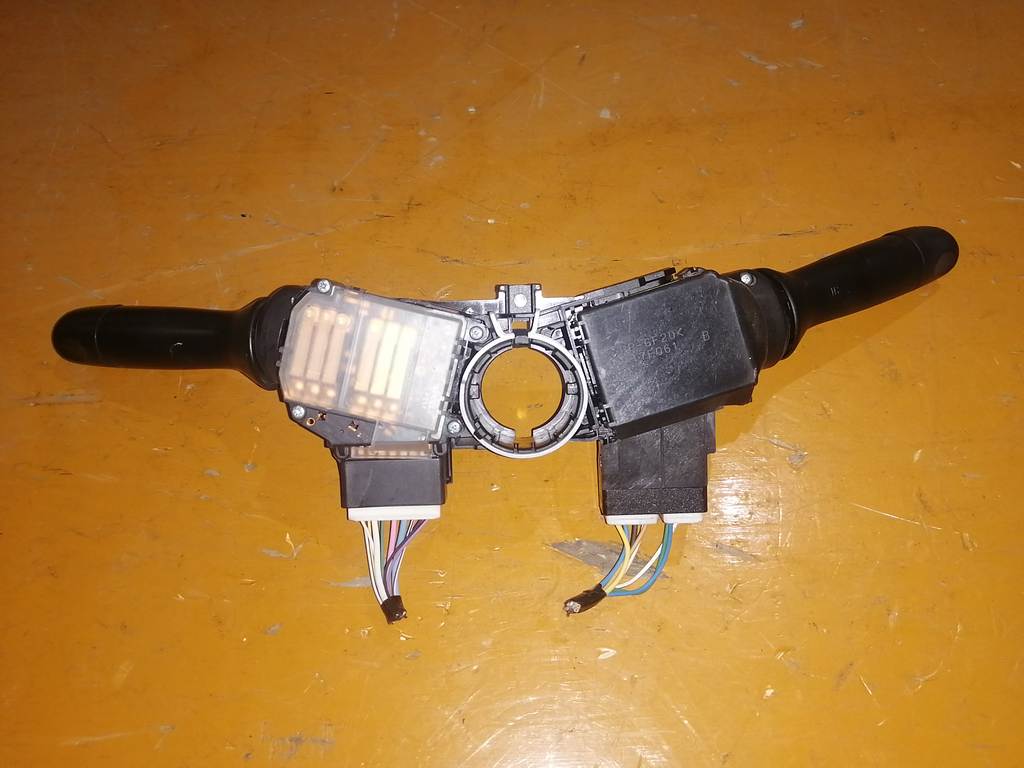 Электрооборудование Toyota Vitz 2