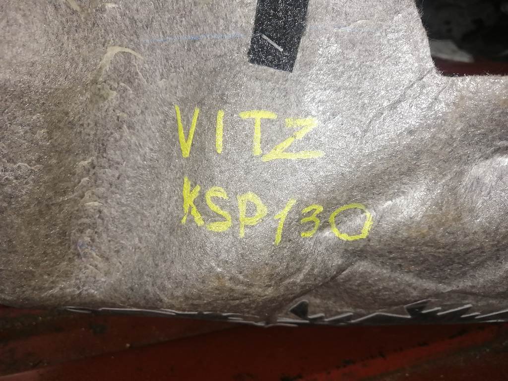 VITZ KSP130 КОВЕР ПОЛА Toyota Vitz 1