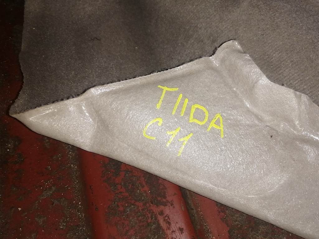 TIIDA C11 КОВЕР ПОЛА Nissan Tiida 1