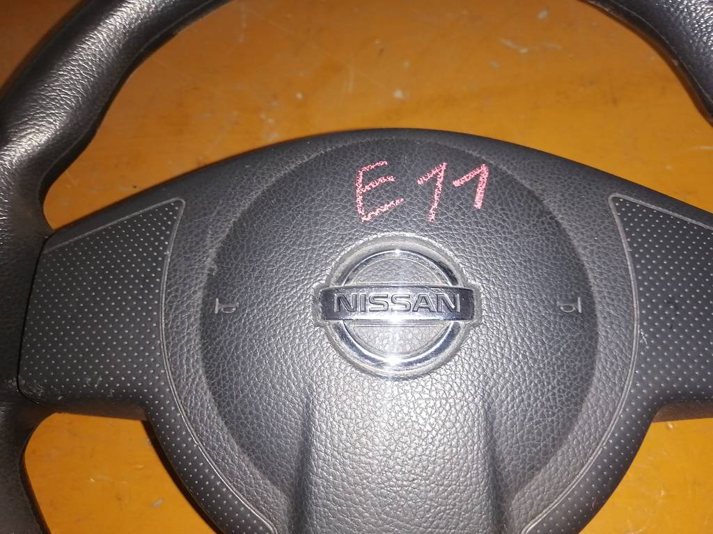 NOTE E11 РУЛЬ+SRS НАКЛАДКА Nissan Note 1