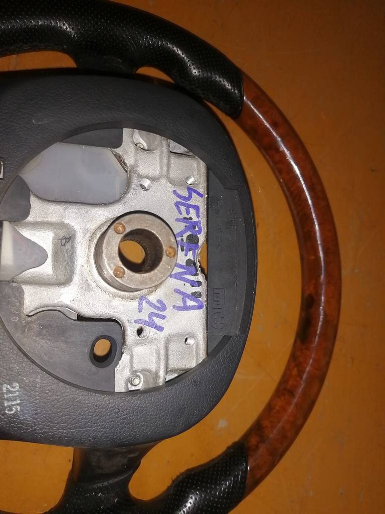 airbag водительский Nissan Serena 3