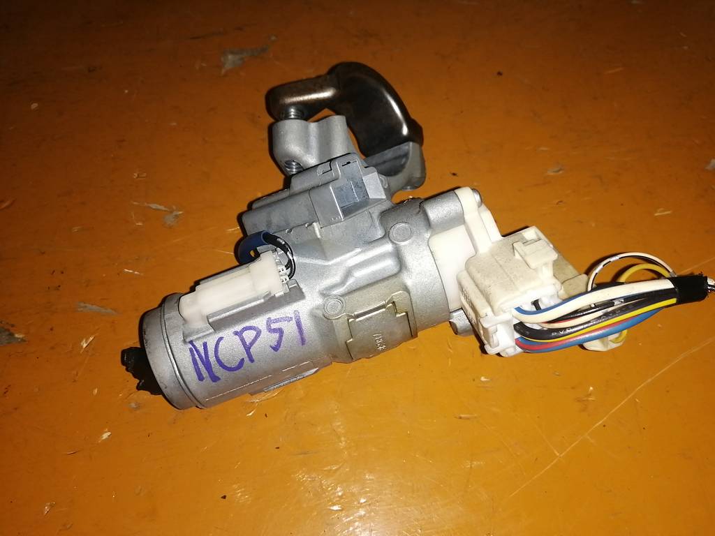 замок зажигания Toyota Probox 0