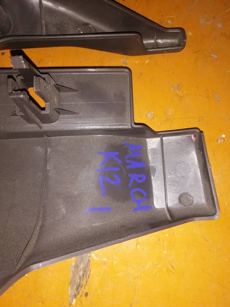 MARCH AK12 КОЖУХ РУЛЕВОЙ КОЛОНКИ 1 Nissan March 1