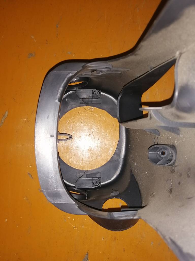 кожух рулевой колонки Toyota Probox 3