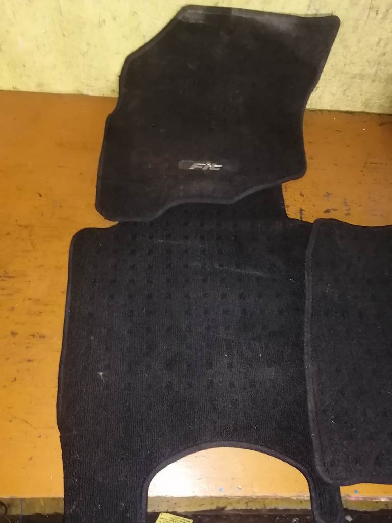 FIT GD1 КОВРИКИ 1 Honda Fit 1