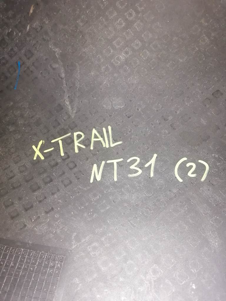 X-TRAIL NT31 КОВРИКИ 2 Nissan X-Trail 4