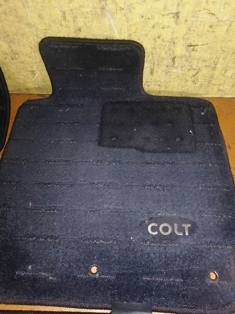 коврик Mitsubishi Colt 3