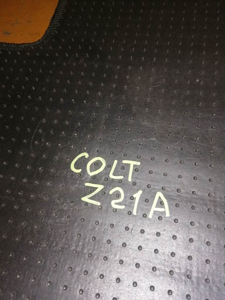 COLT Z21A КОВРИКИ Mitsubishi Colt 4