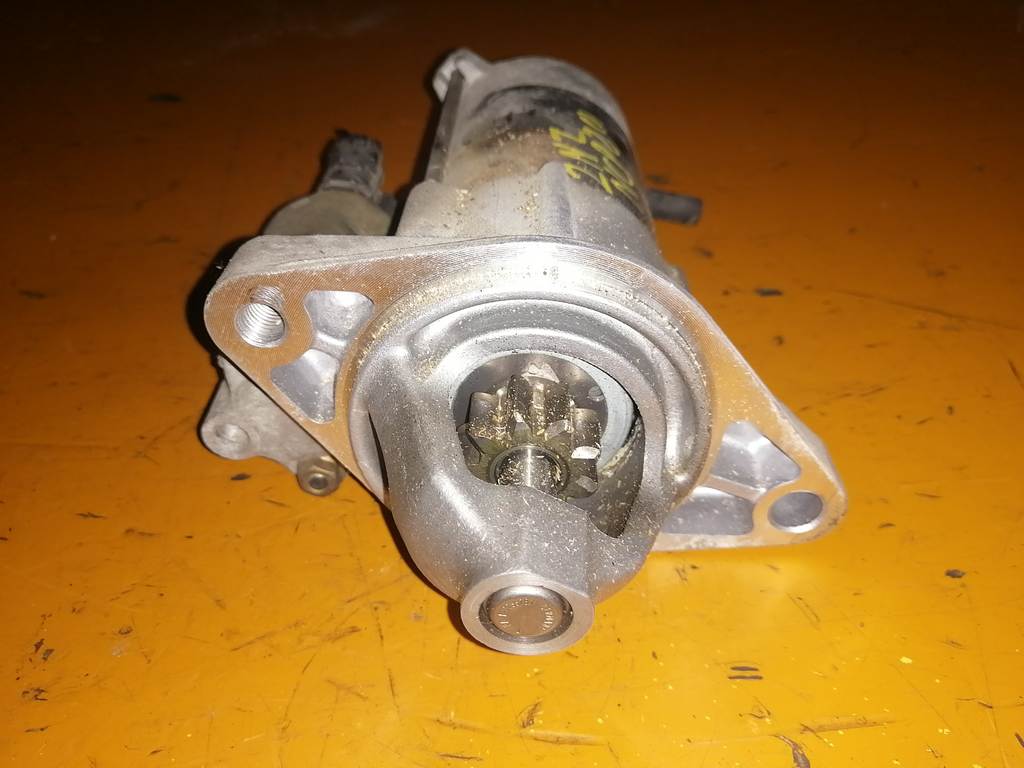 2NZFE СТАРТЕР 28100-21020 Toyota Funcargo 1