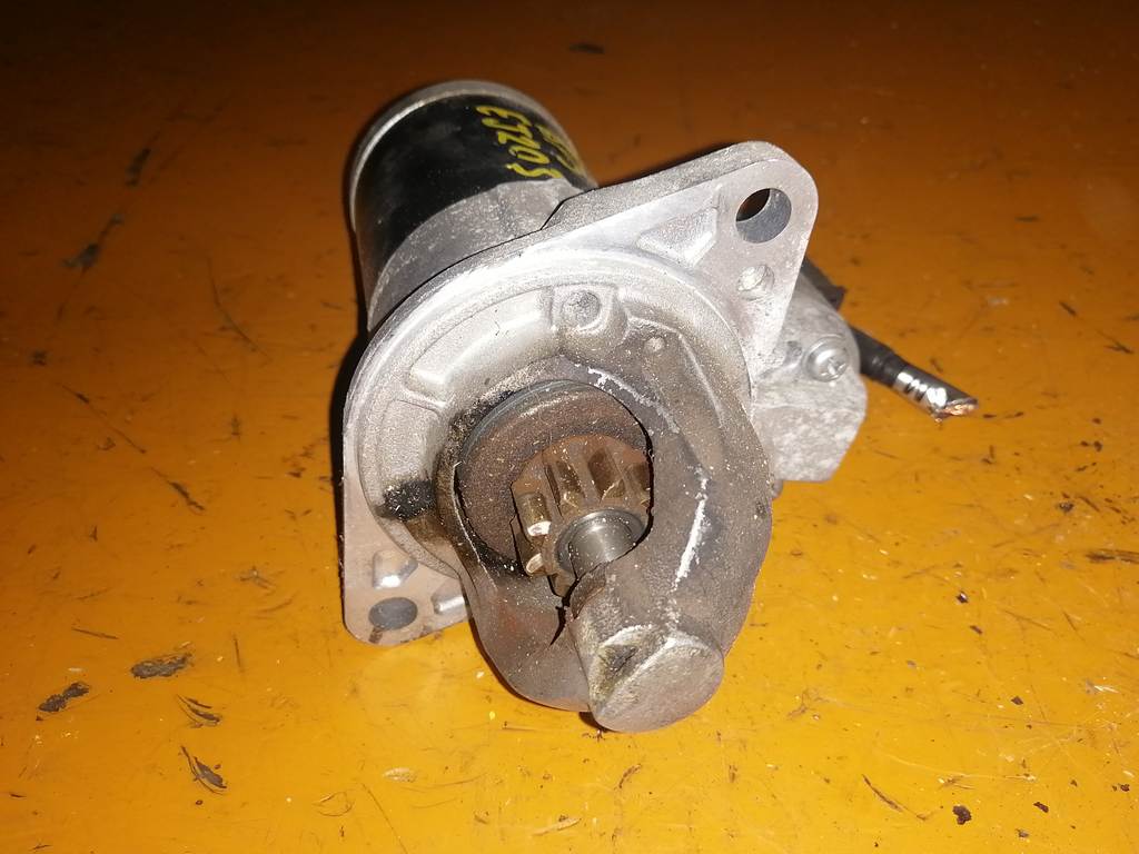 EJ203 СТАРТЕР 23300 AA570 Subaru Legacy 1