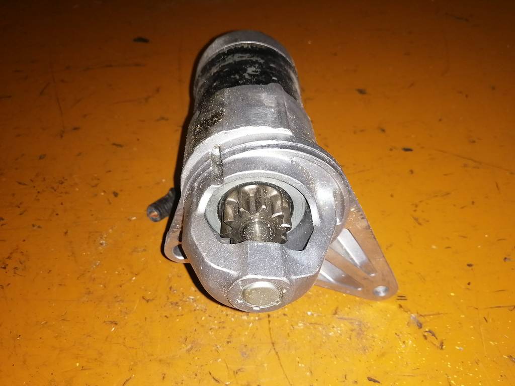 QR20DE СТАРТЕР Nissan Serena 1