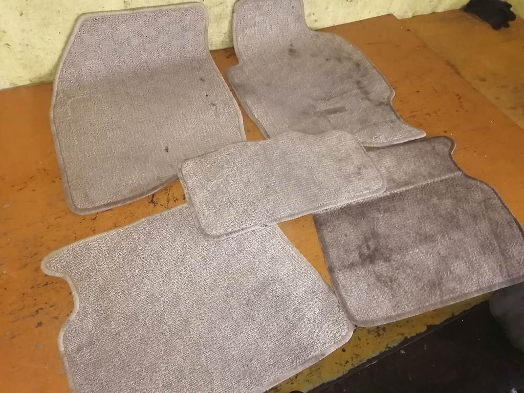 DEMIO DY3W КОВРИКИ Mazda Demio 1