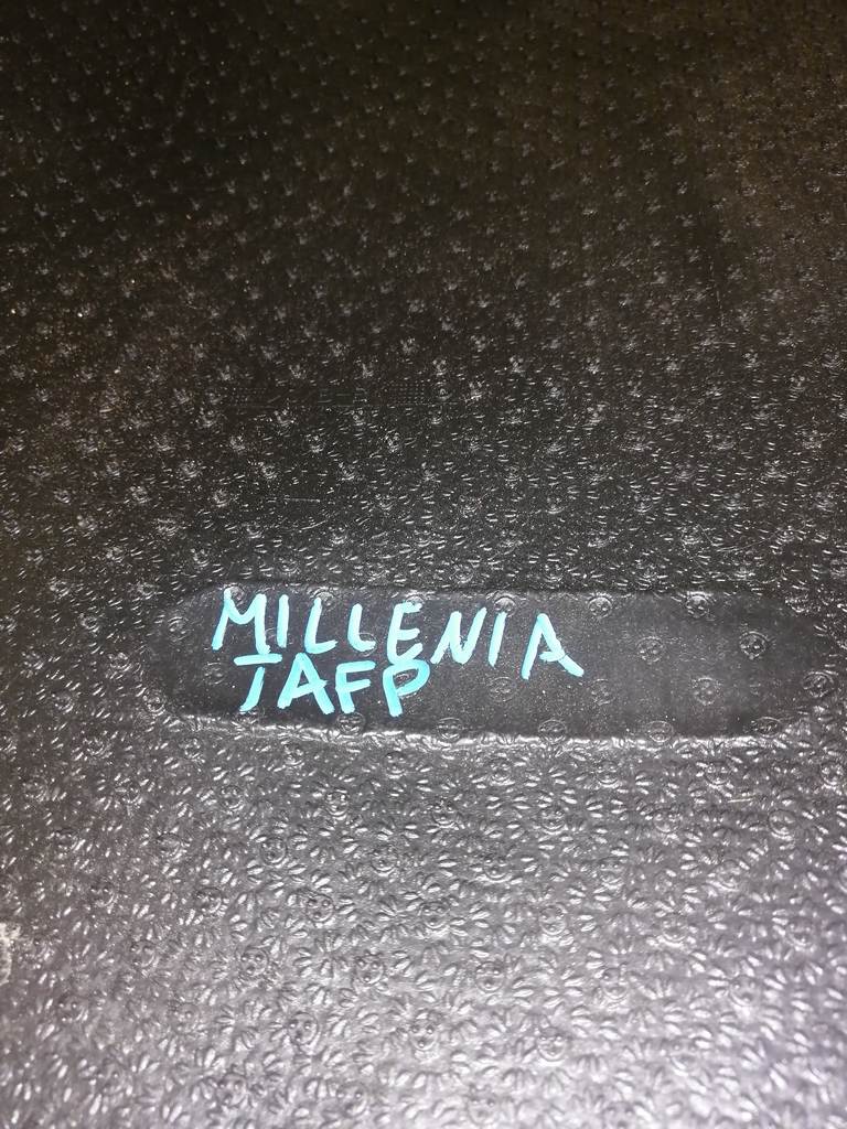 Салон Mazda Millenia 5