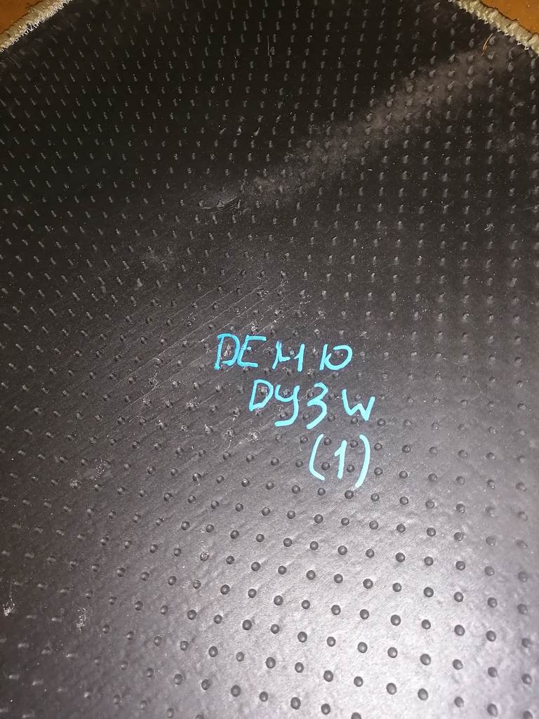 Салон Mazda Demio 5