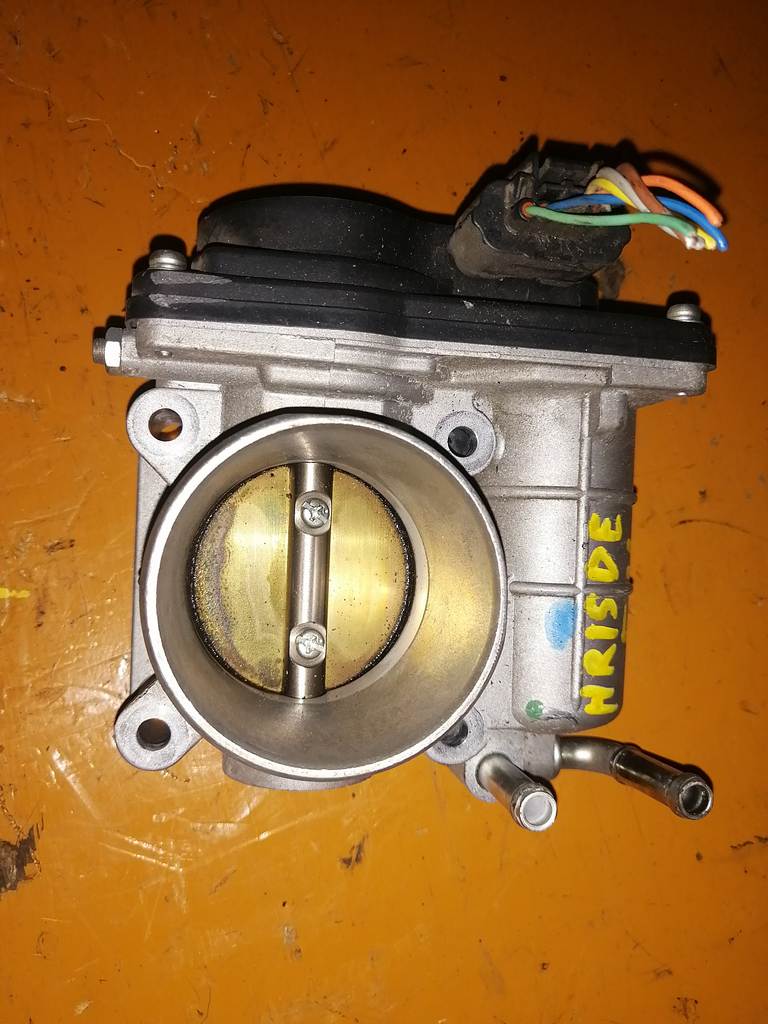 HR15DE ДРОССЕЛЬНАЯ ЗАСЛОНКА Nissan Note 1