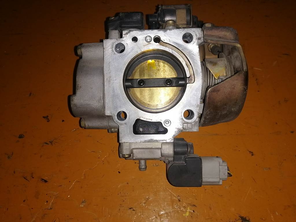 K20A ДРОССЕЛЬНАЯ ЗАСЛОНКА Honda Stepwgn 1