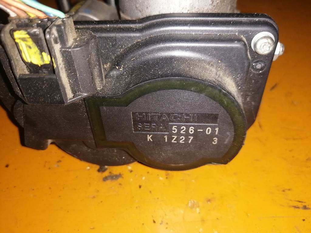 HR15DE ДРОССЕЛЬНАЯ ЗАСЛОНКА Nissan Note 1