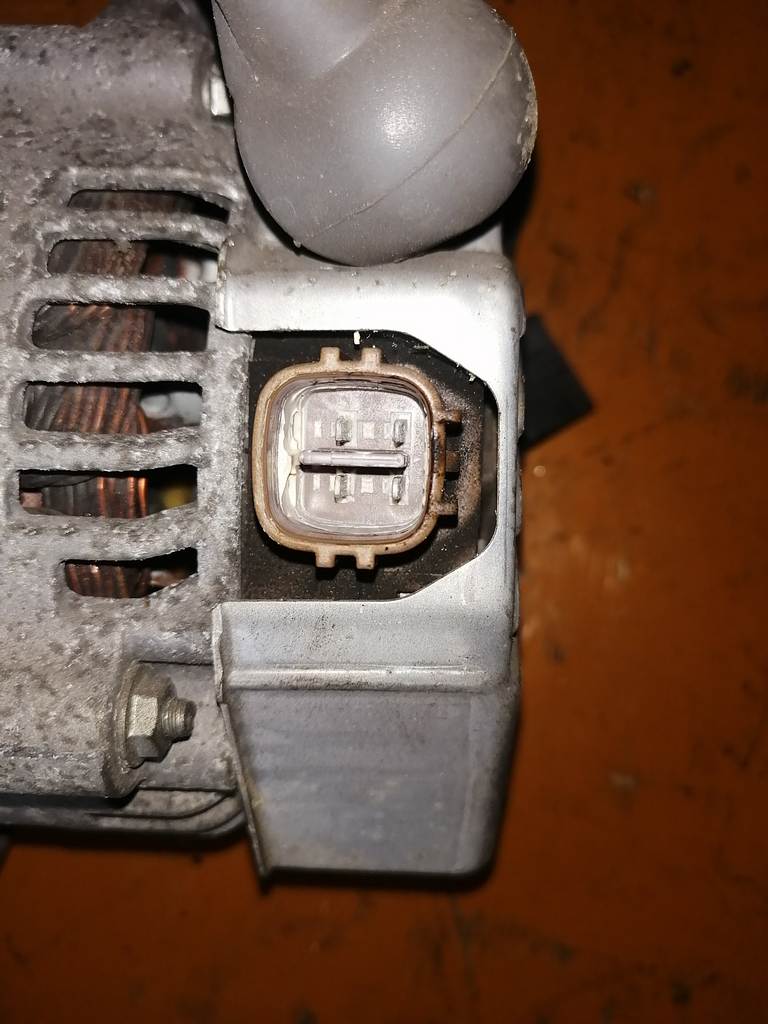 1KRFE ГЕНЕРАТОР Toyota Passo 4