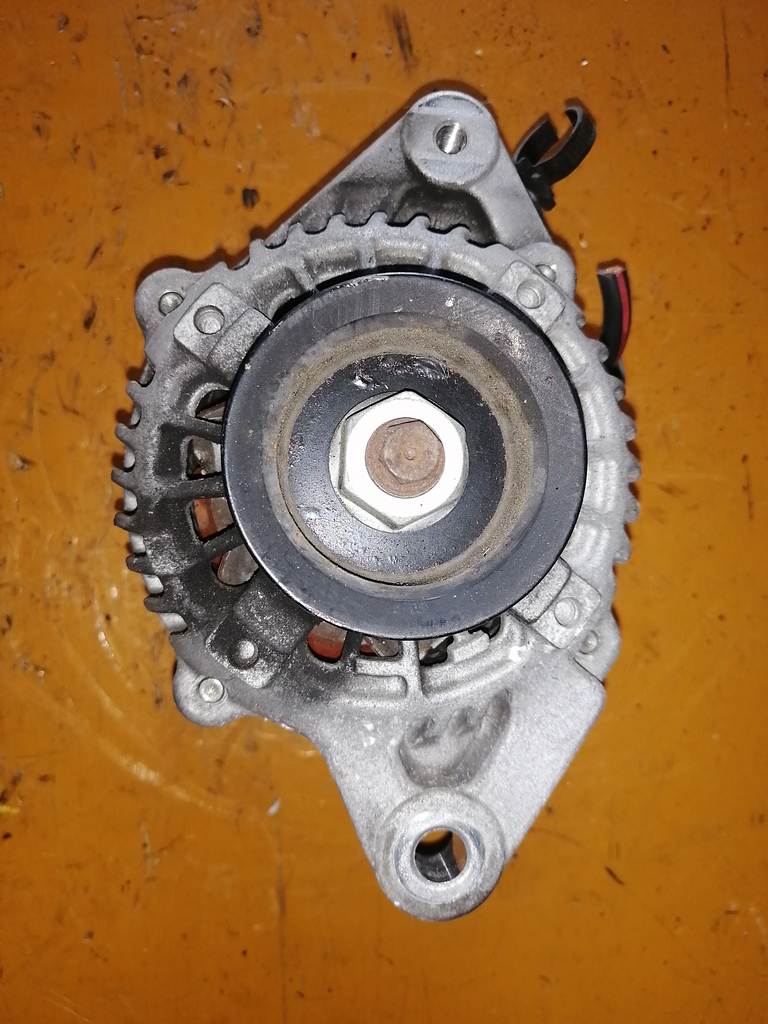 1NZFE ГЕНЕРАТОР 27060-21130 4k Toyota Sienta 4