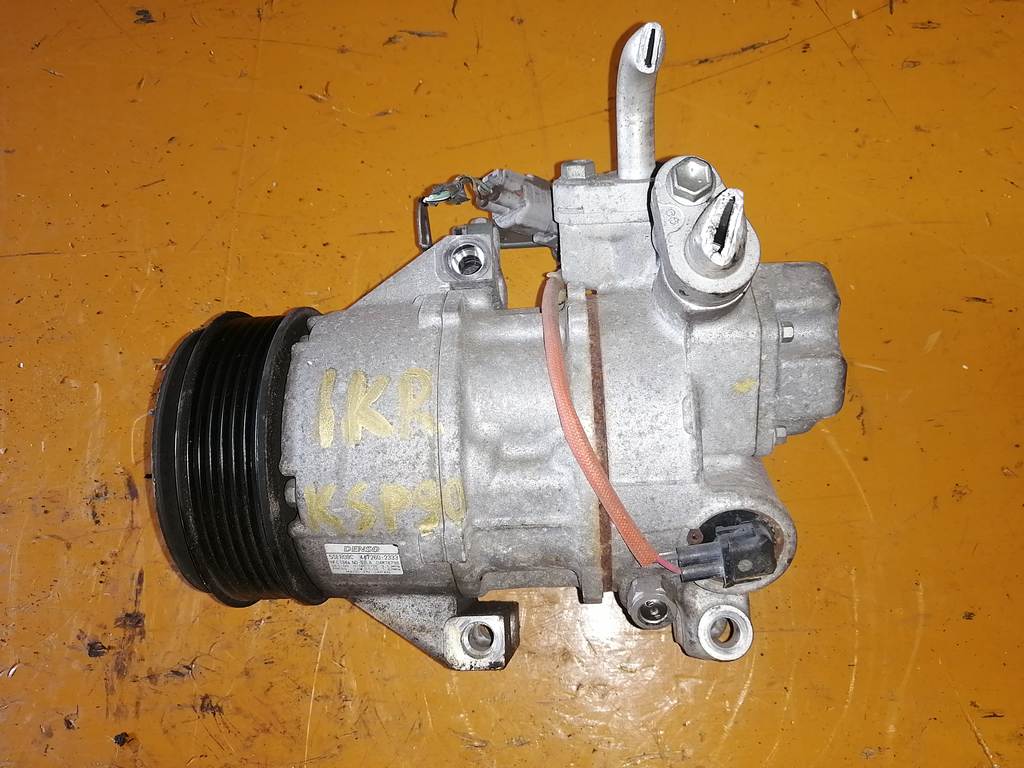 компрессор кондиционера Toyota Vitz 0