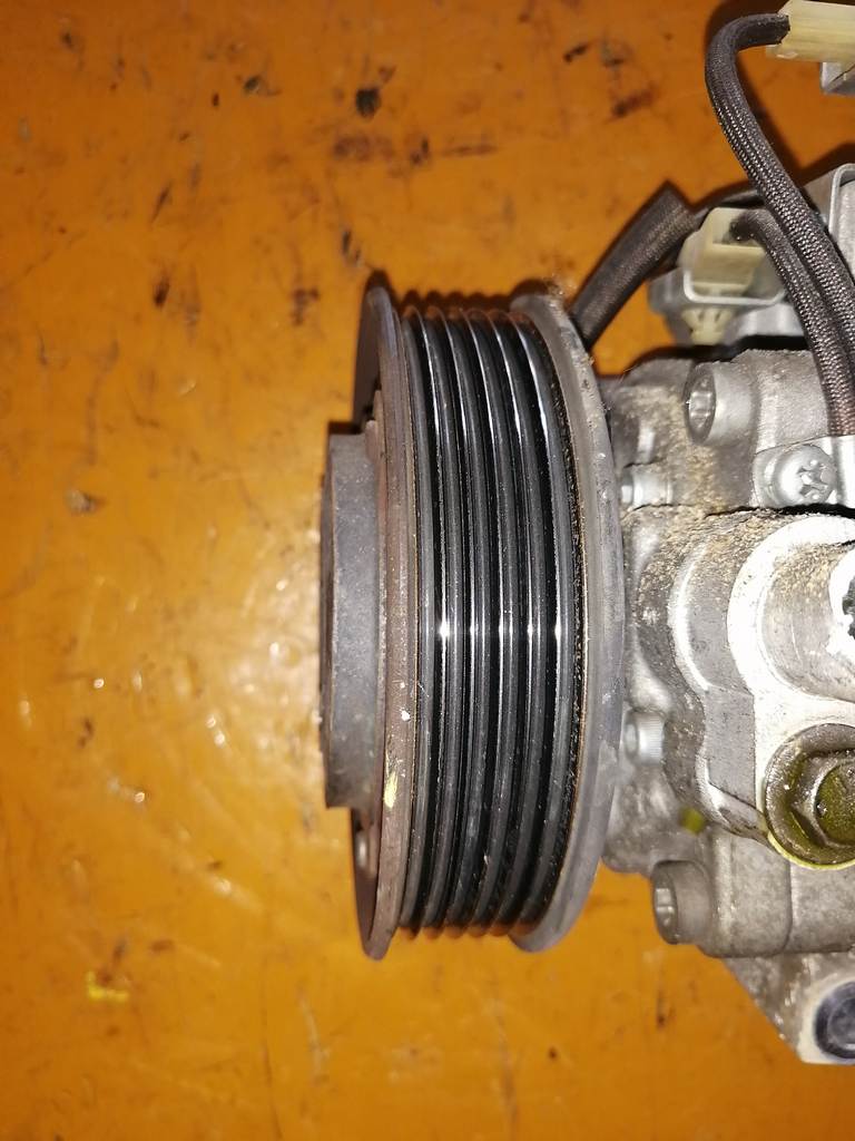 1KRFE КОМПРЕССОР КОНДИЦИОНЕРА 447280-3150 Toyota Passo 1
