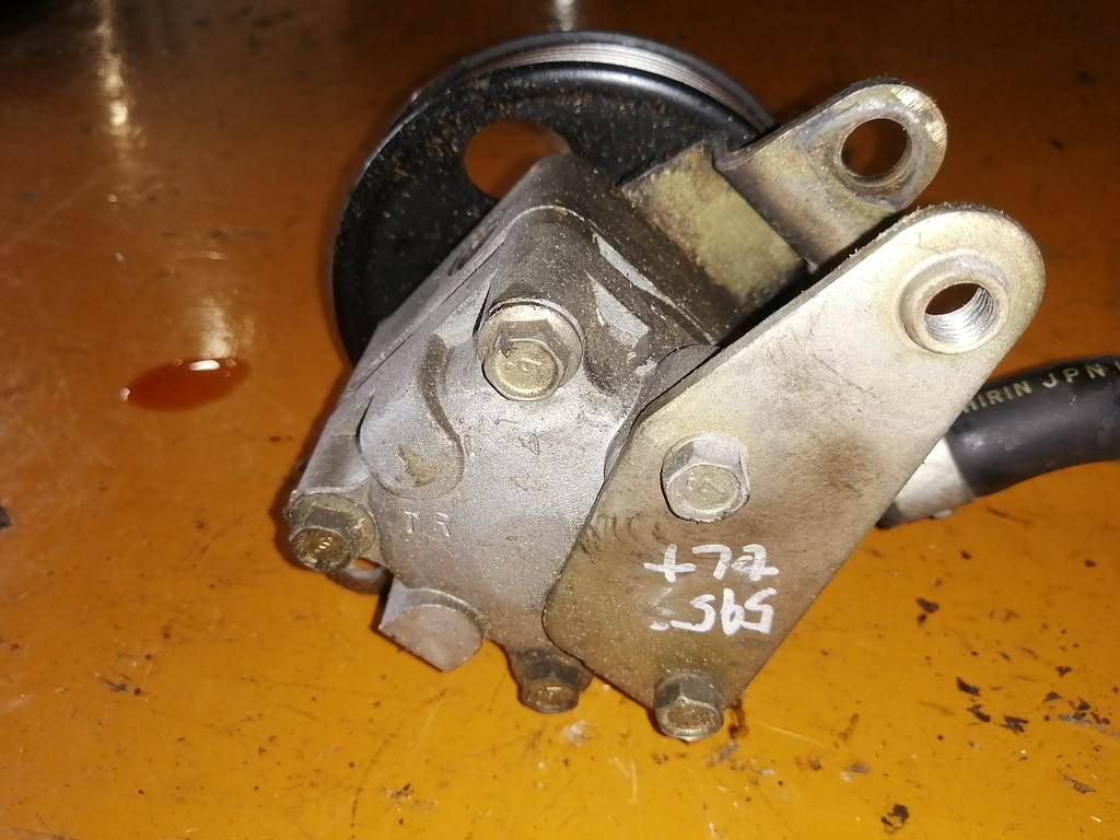 Рулевое управление Nissan Serena 2