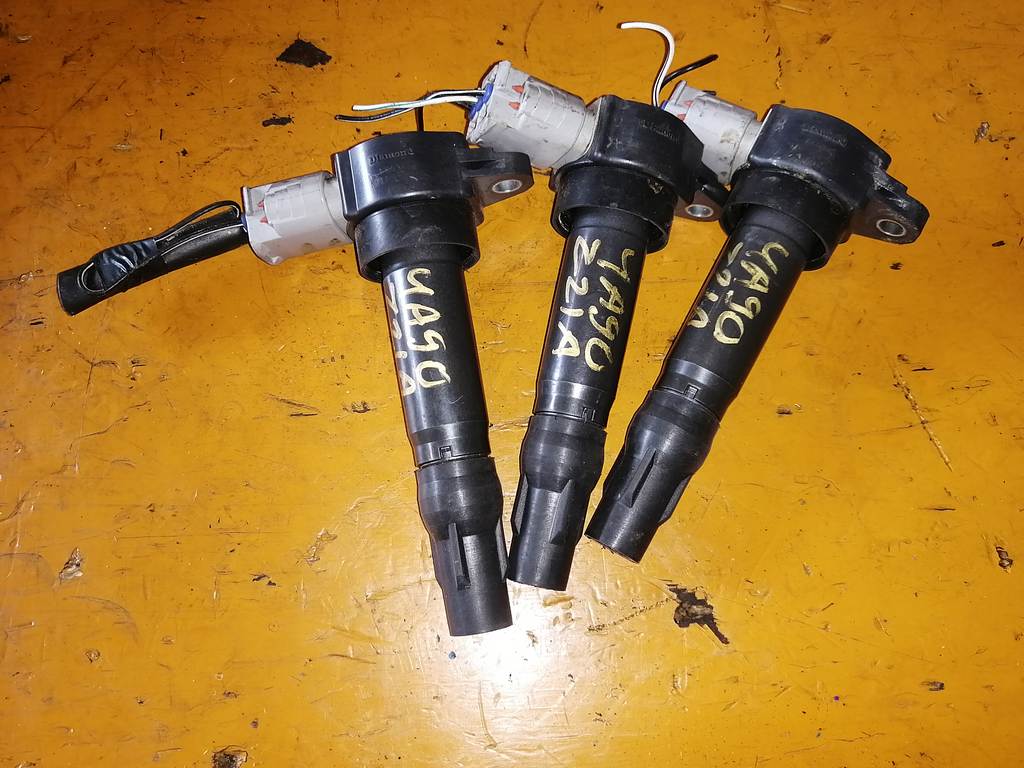 4A90 КАТУШКА ЗАЖИГАНИЯ FK0343 Mitsubishi Colt 1