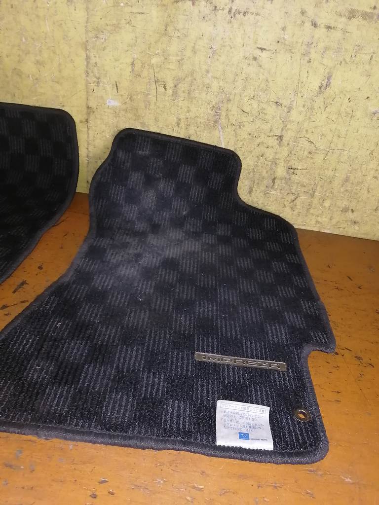 Салон Subaru Impreza 2