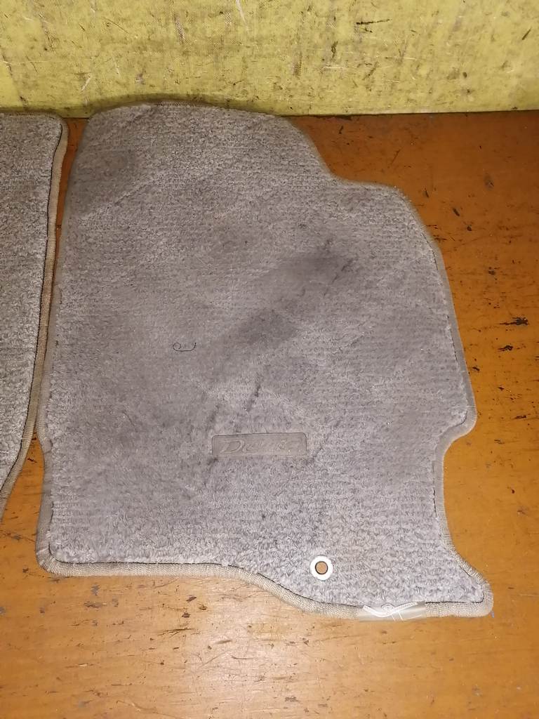 Салон Mazda Demio 2
