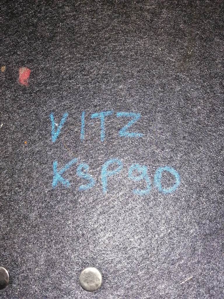 VITZ KSP90 КОВРИКИ Toyota Vitz 4