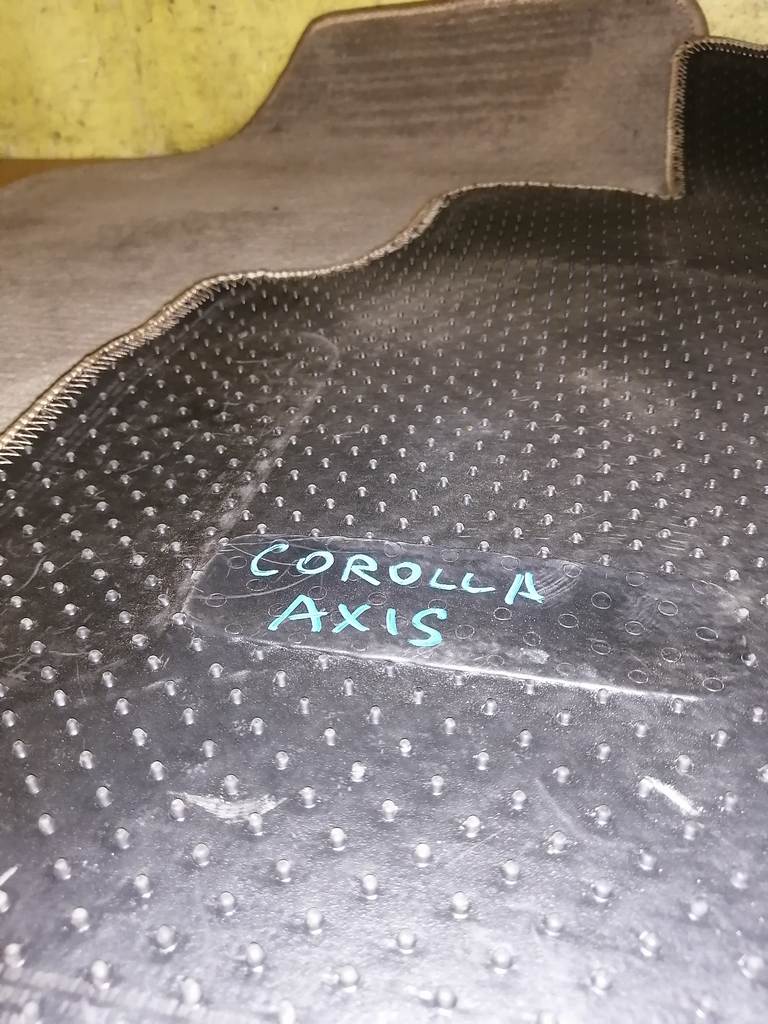 коврик Toyota Corolla Axio 3